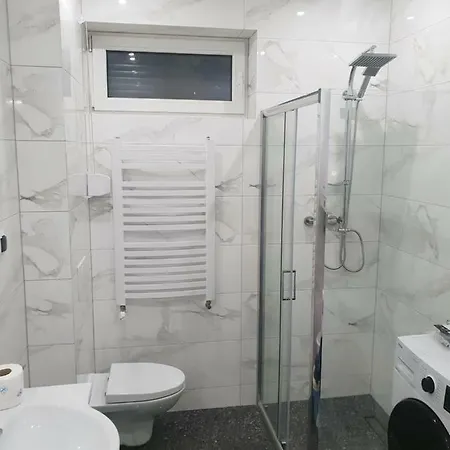 Appartement Lux Dom 6-osobowy Marilyn Monroe Ze Strefa Basenowa W Miejscowosci Niedaleko Zatoru I Energylandii *